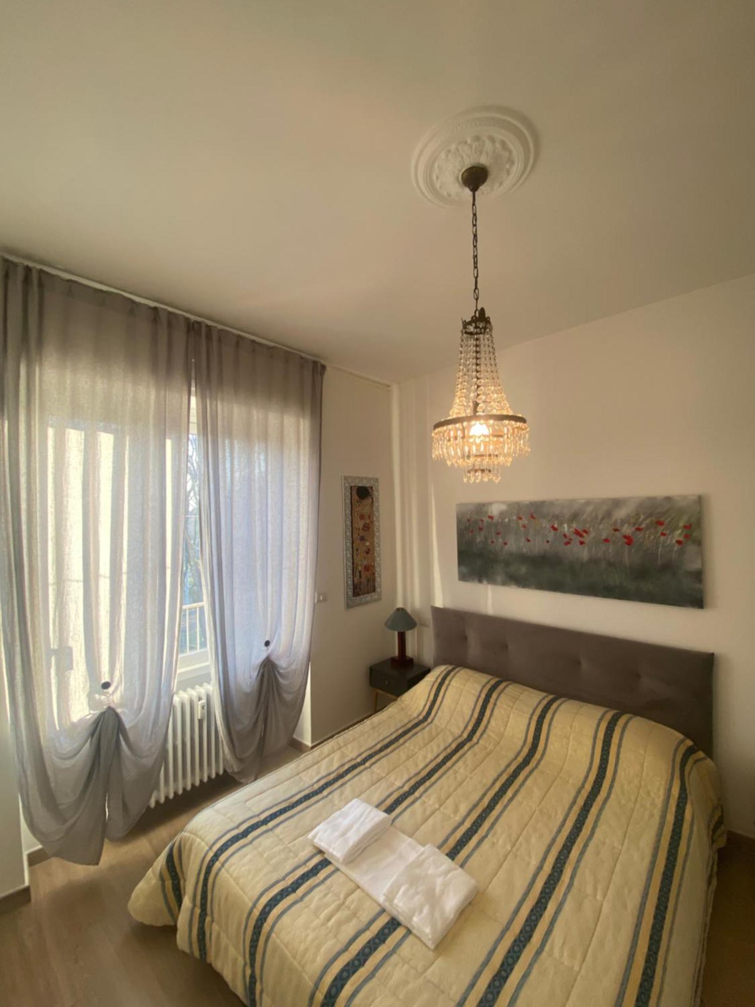 Appartamento Federico'S House - Eleganza E Stile In Via Anselmo Da Baggio Milano Esterno foto