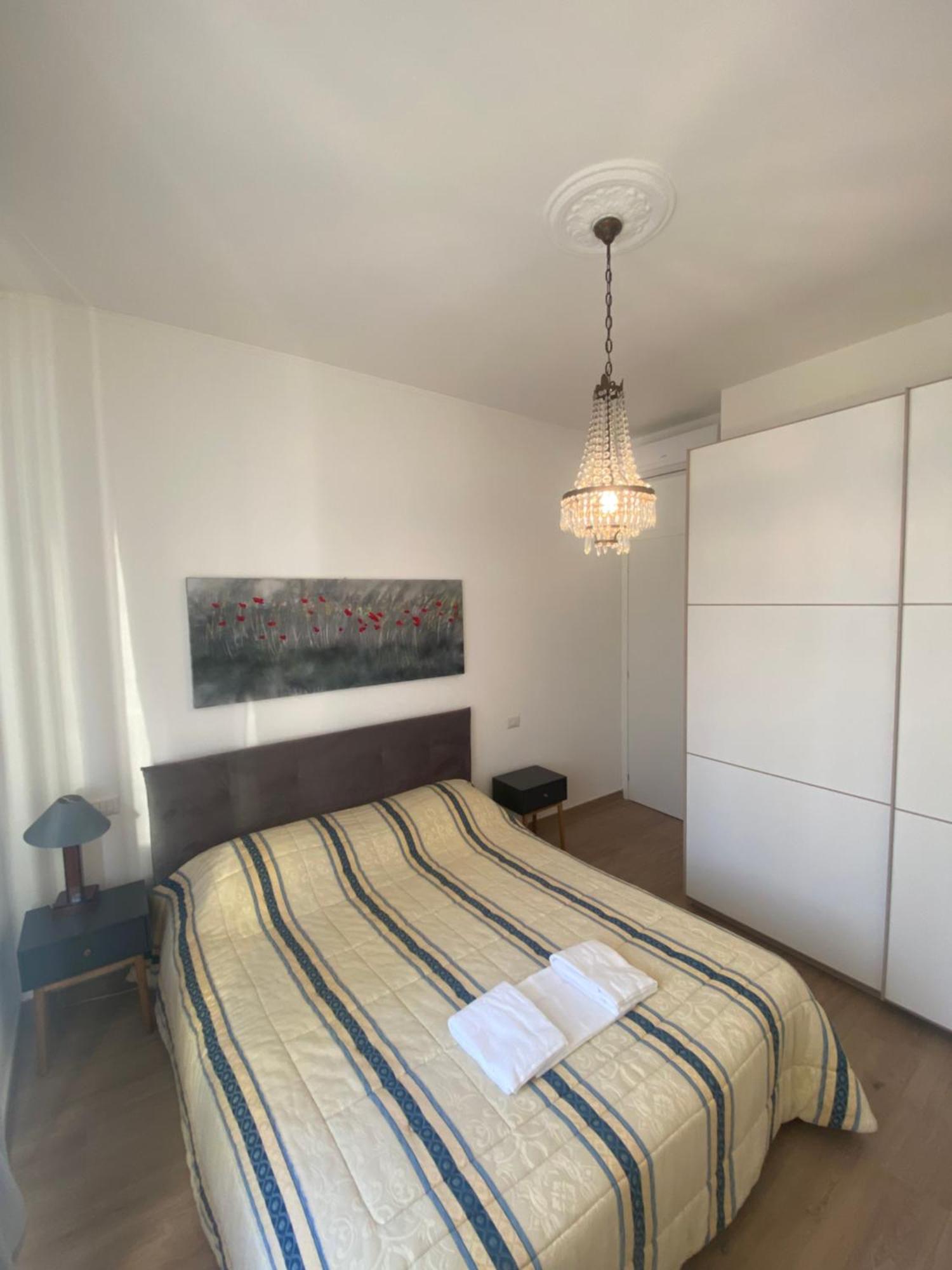 Appartamento Federico'S House - Eleganza E Stile In Via Anselmo Da Baggio Milano Esterno foto